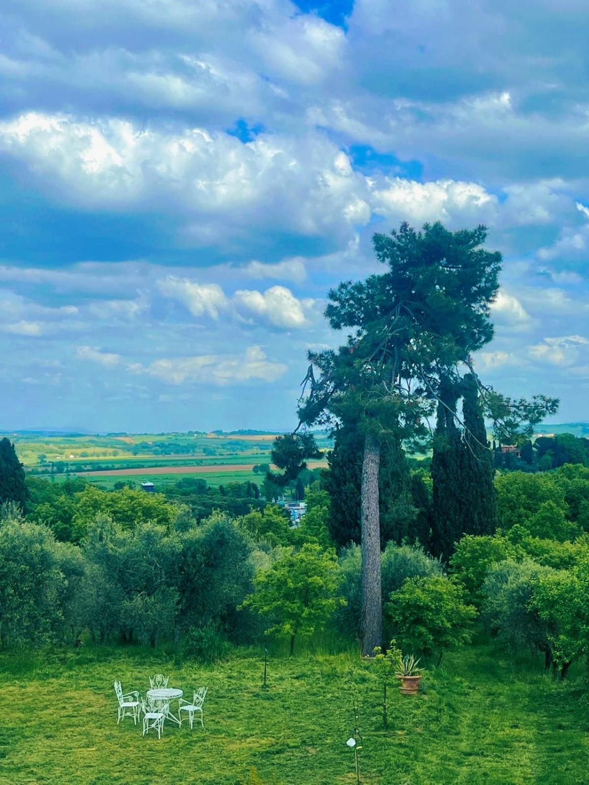 Casa Ezio Marchi - Due Appartamenti E Una Family Suite Bettolle Esterno foto