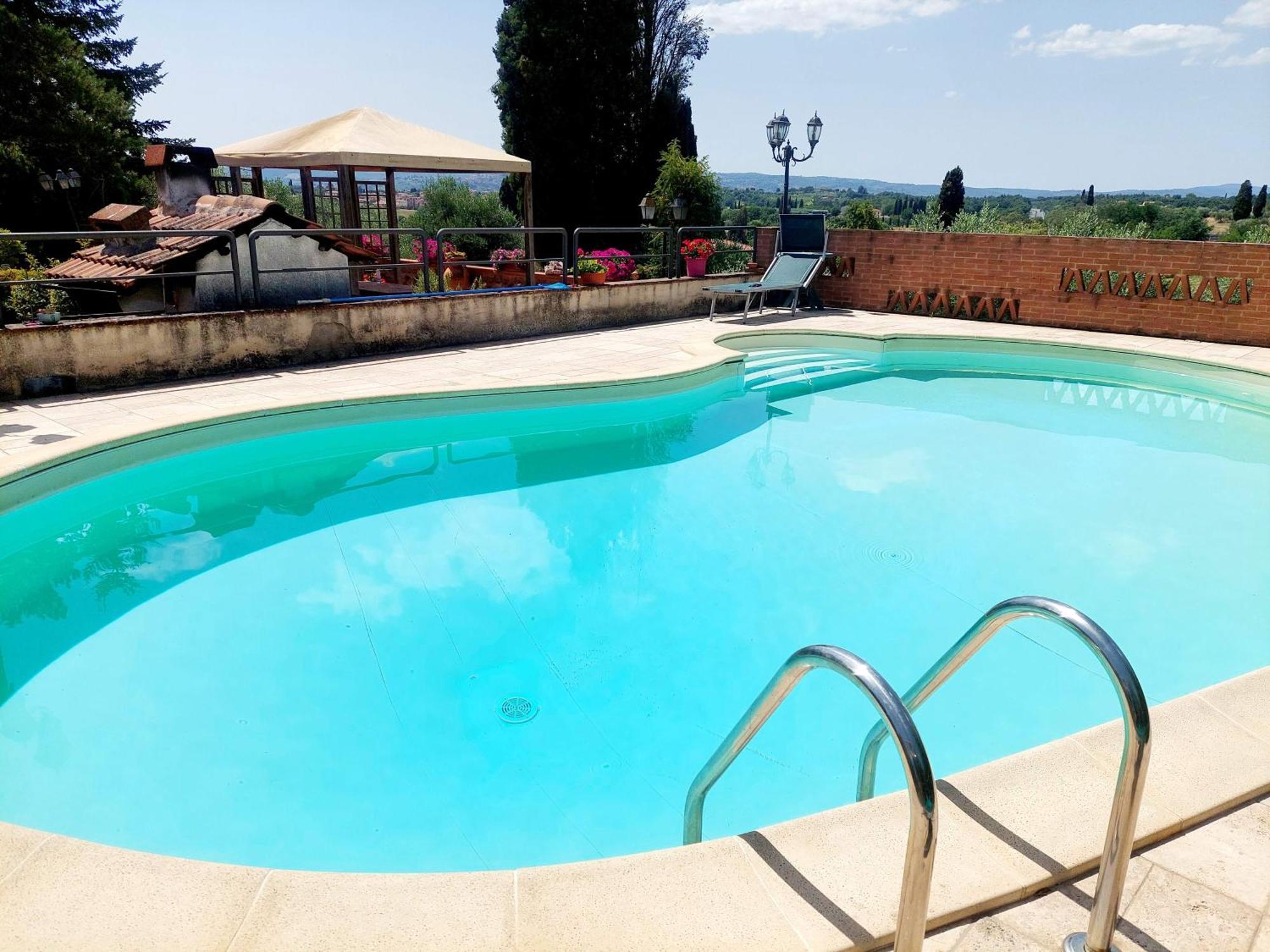 Casa Ezio Marchi - Due Appartamenti E Una Family Suite Bettolle Esterno foto
